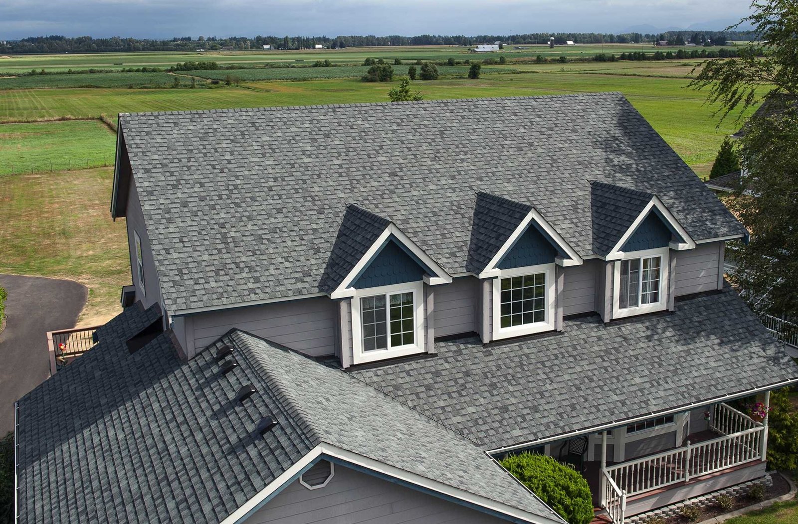 PABCO Premier Laminated Fiberglass Shingles_Pewter Gray_PABCO Roofing e1748163832547